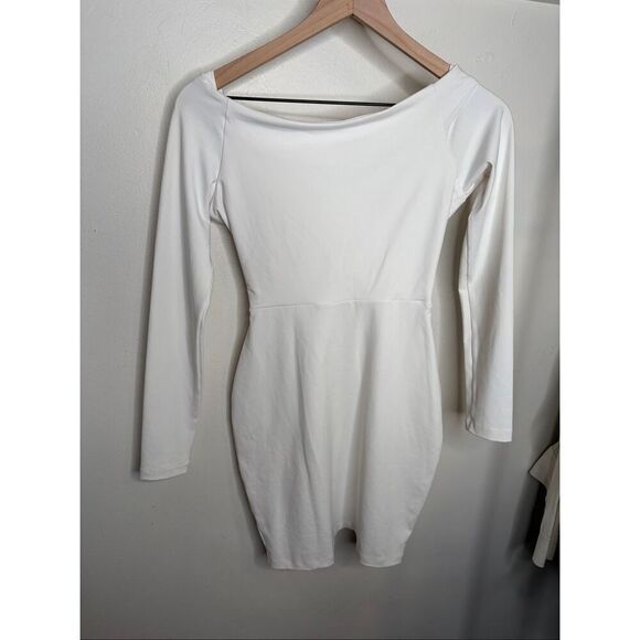 Susana Monaco Faux Wrap Off The Shoulder Bodycon Dress - Picture 3 of 5